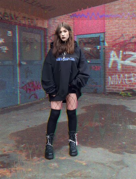 oversized hoodie with shorts girl.